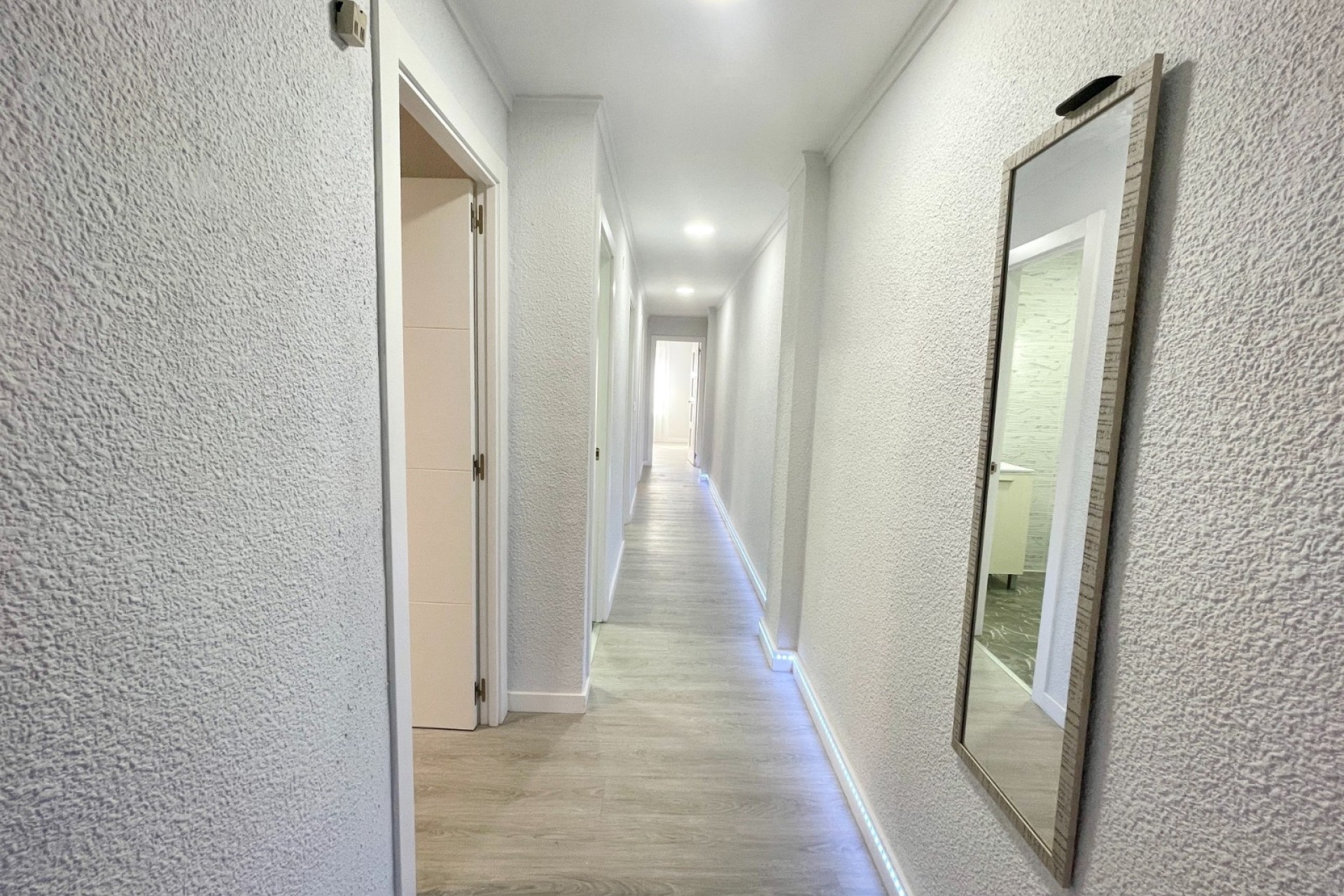 Venta - Apartamento / Piso -
Bigastro