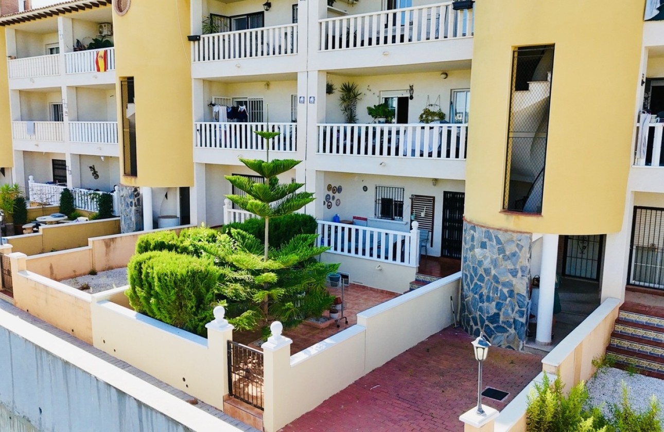 Venta - Apartamento / Piso -
Cabo Roig - Costa Blanca