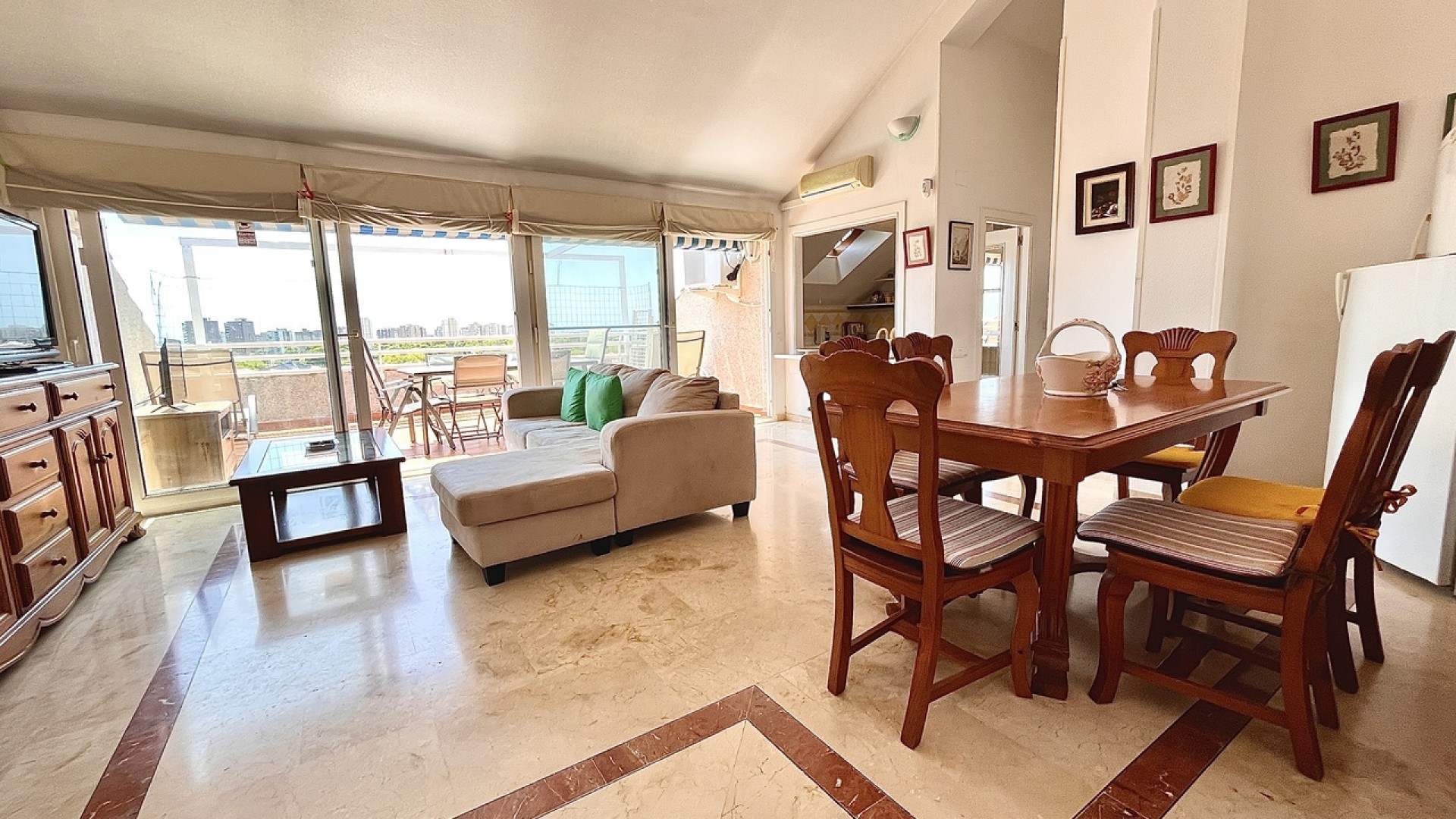 Venta - Apartamento piso -
Cabo Roig