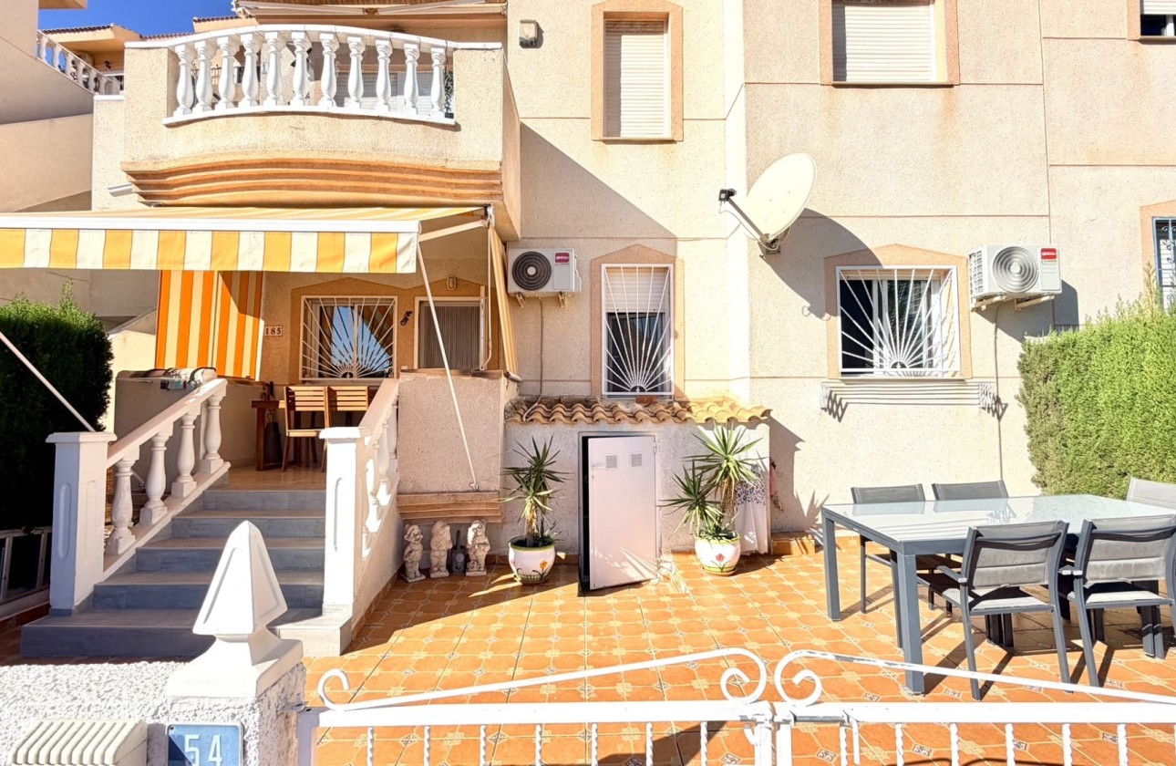 Venta - Apartamento / Piso -
Ciudad Quesada - Rojales - La Marquesa Golf