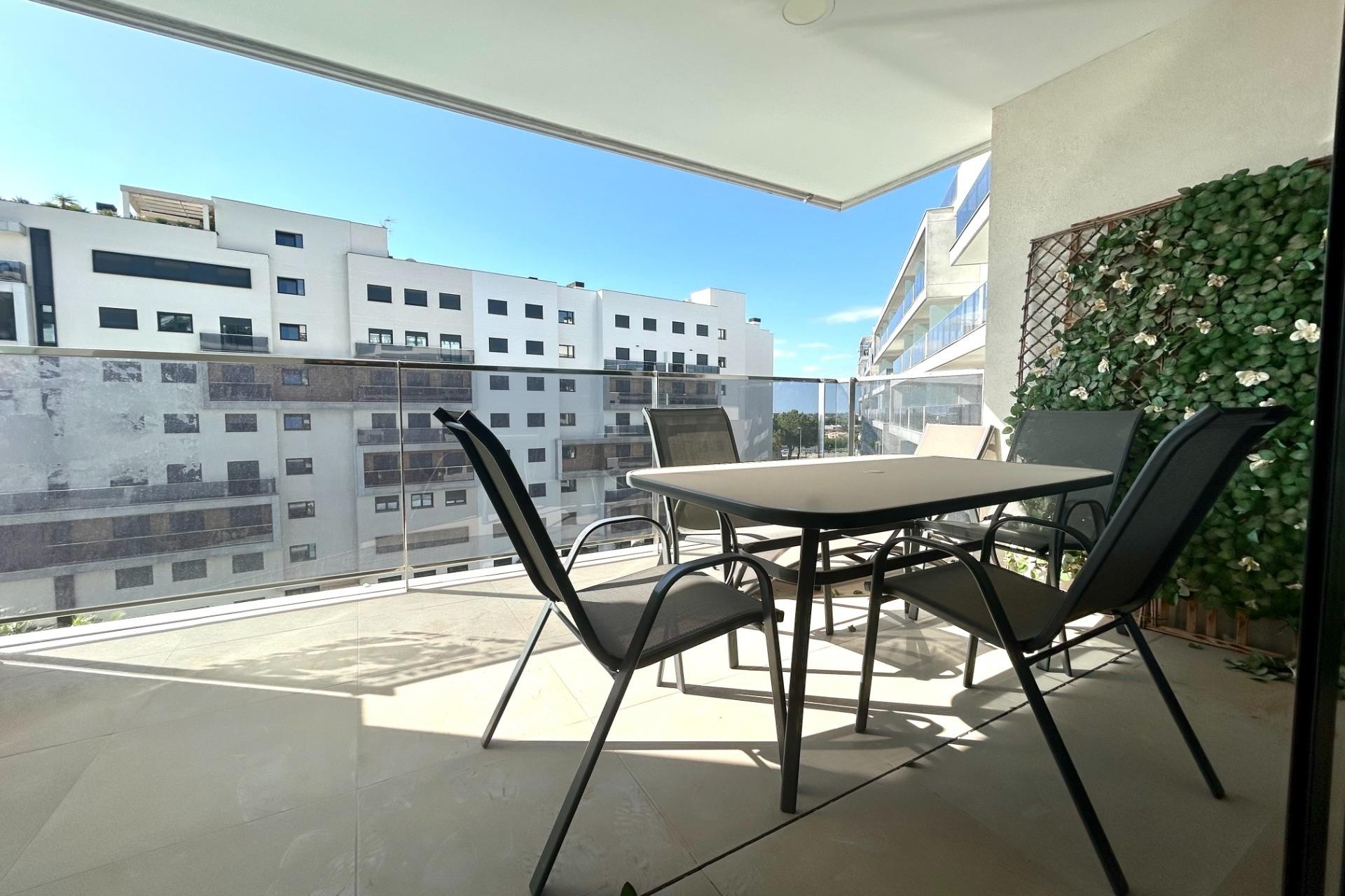 Venta - Apartamento / Piso -
Dehesa de Campoamor - Campoamor