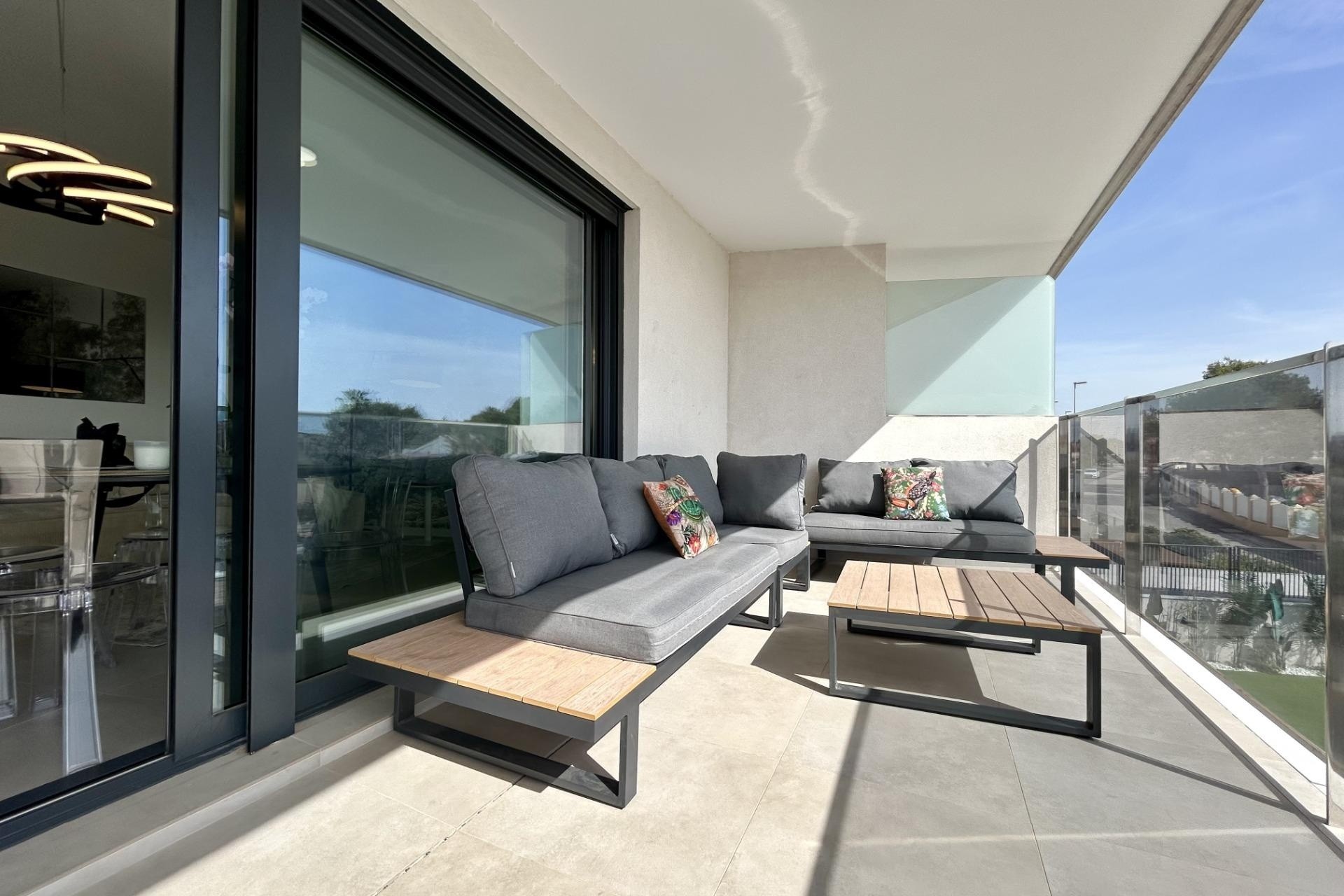 Venta - Apartamento / Piso -
Dehesa de Campoamor - Campoamor