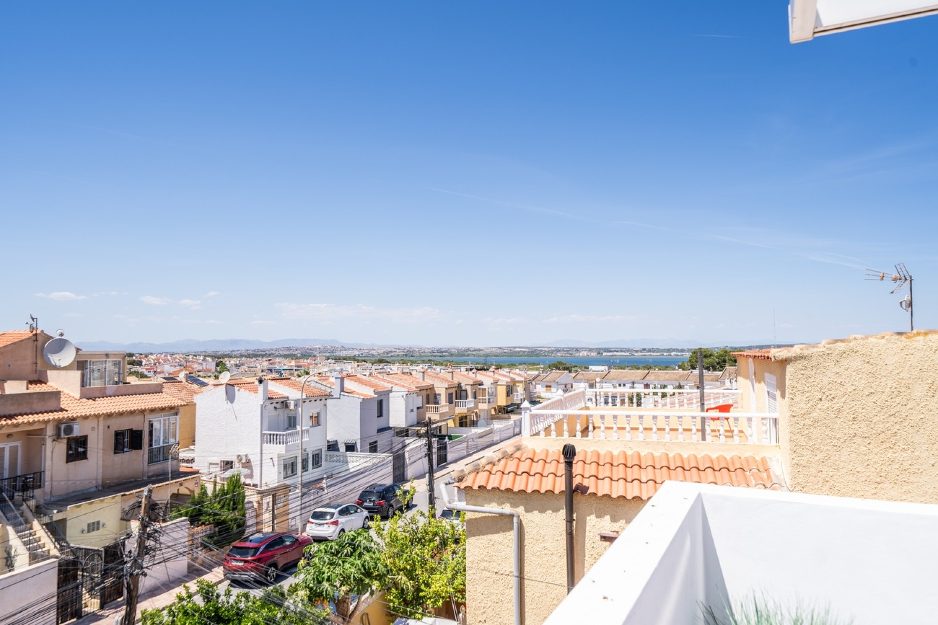 Venta - Apartamento / Piso -
El Chaparral - Costa Blanca