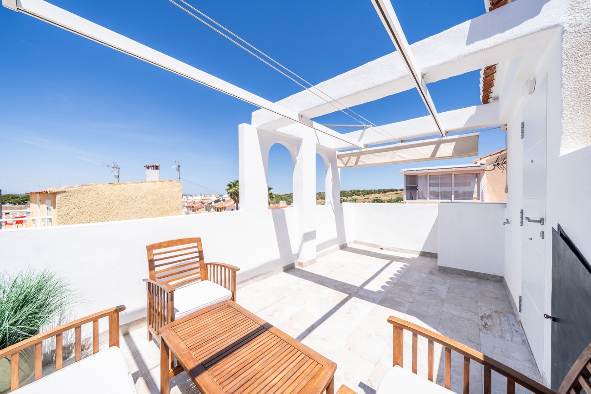 Venta - Apartamento / Piso -
El Chaparral - Costa Blanca