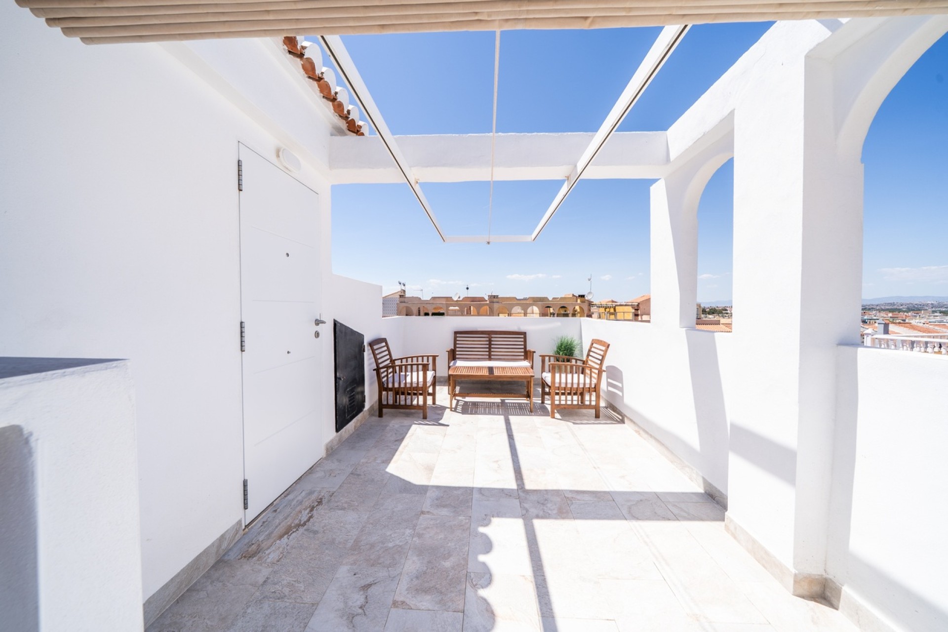 Venta - Apartamento / Piso -
El Chaparral - Costa Blanca