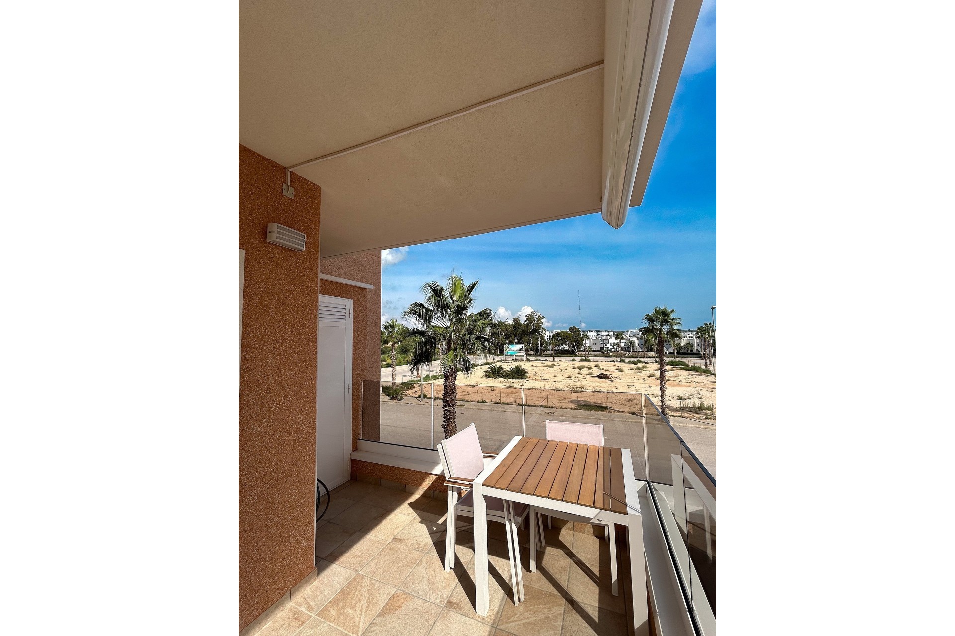 Venta - Apartamento / Piso -
El Raso - Costa Blanca