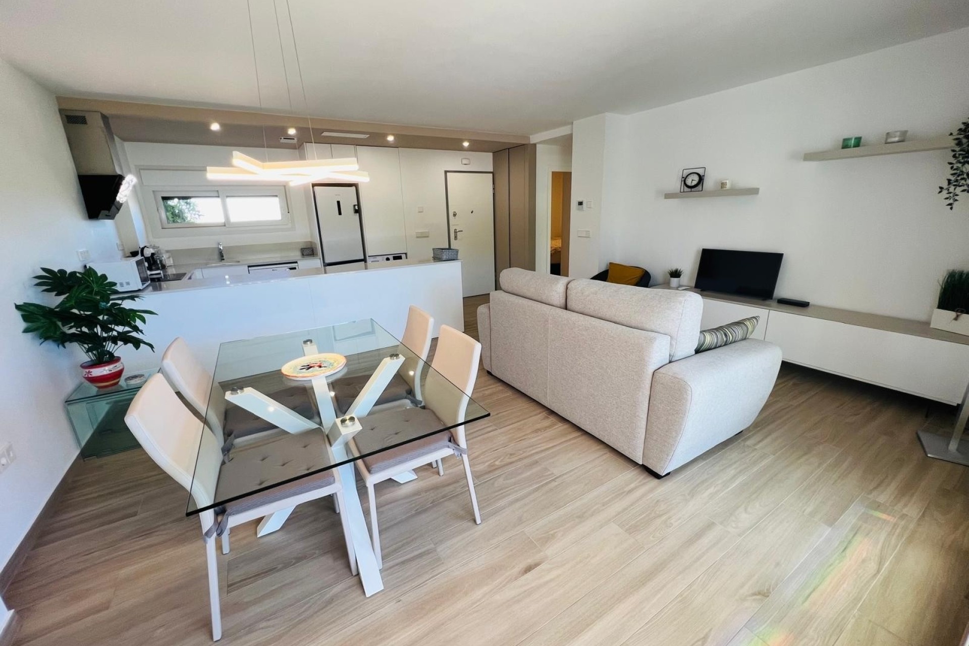 Venta - Apartamento / Piso -
Entre Naranjos - Vistabella Golf