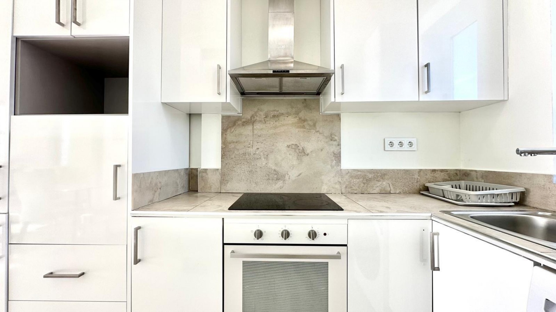 Venta - Apartamento piso -
Finestrat