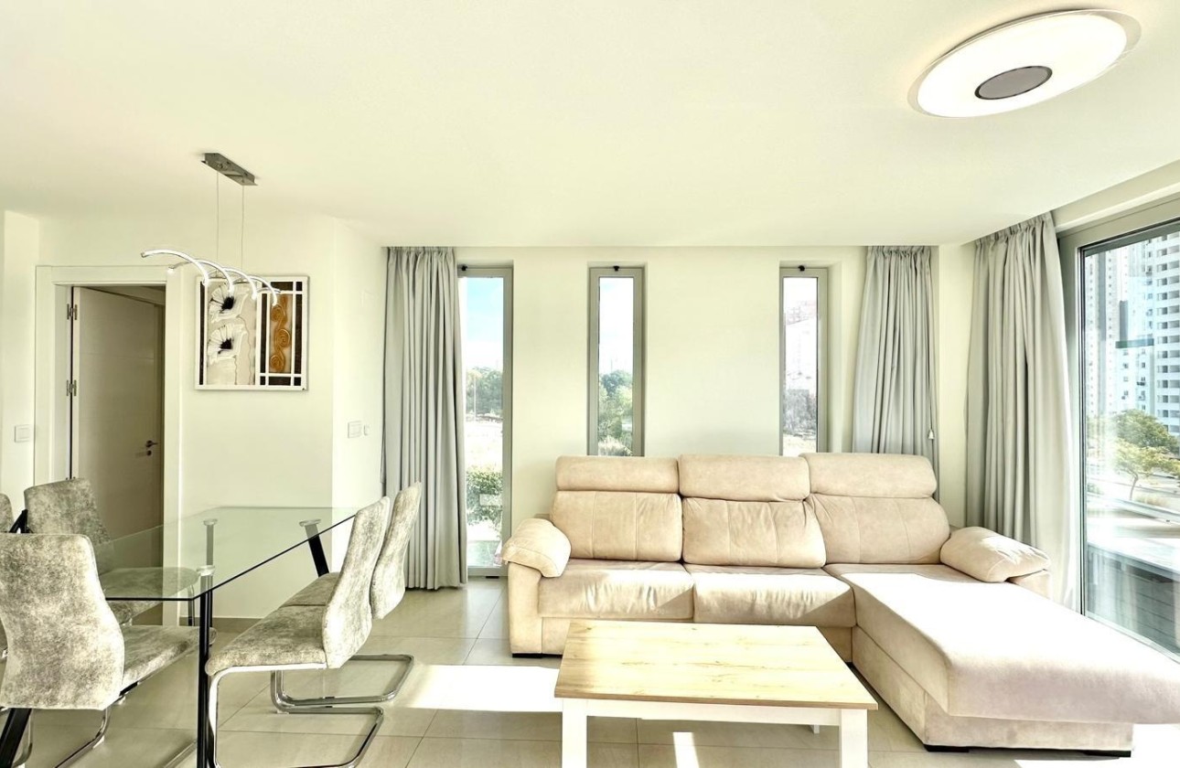 Venta - Apartamento / Piso -
Finestrat