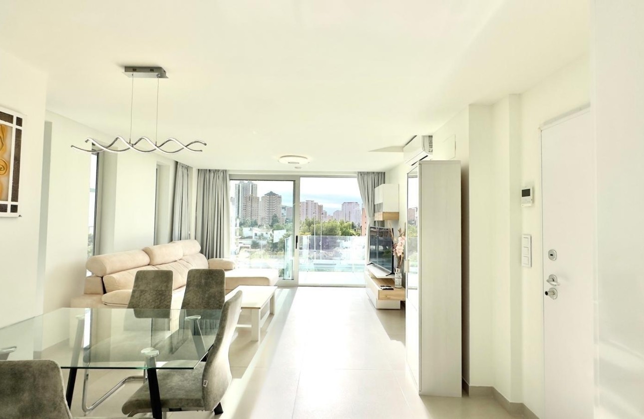 Venta - Apartamento / Piso -
Finestrat