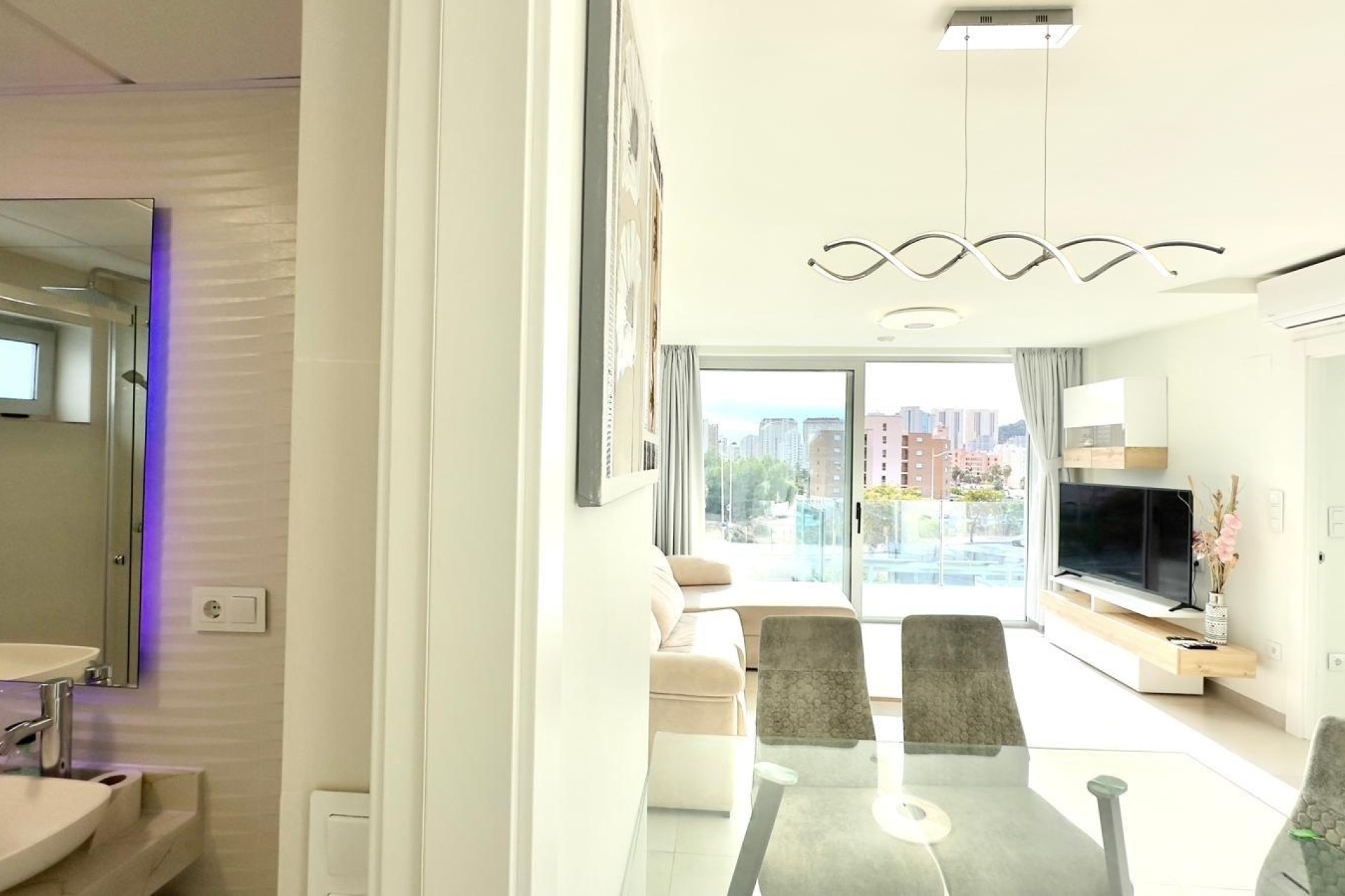 Venta - Apartamento / Piso -
Finestrat