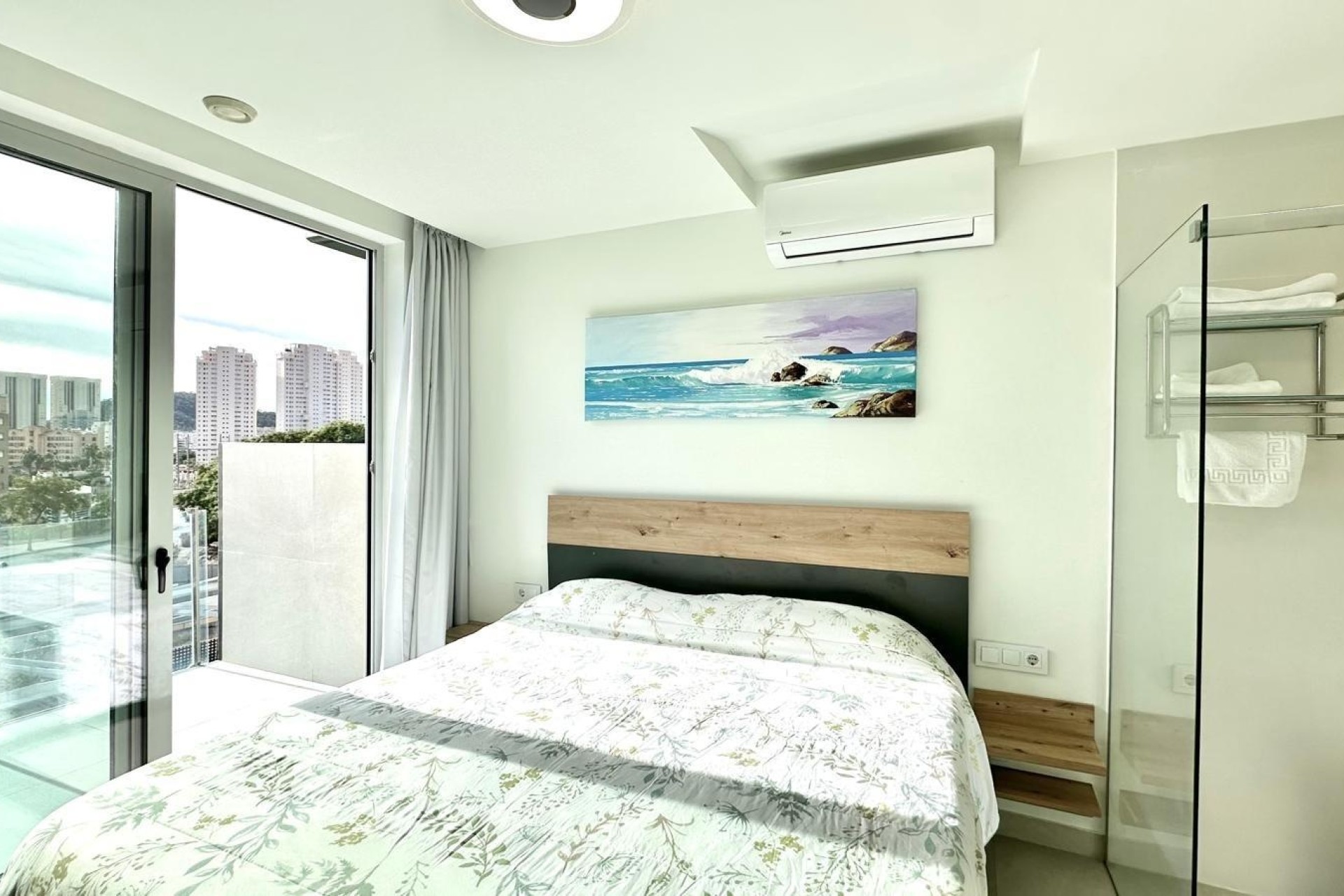 Venta - Apartamento / Piso -
Finestrat