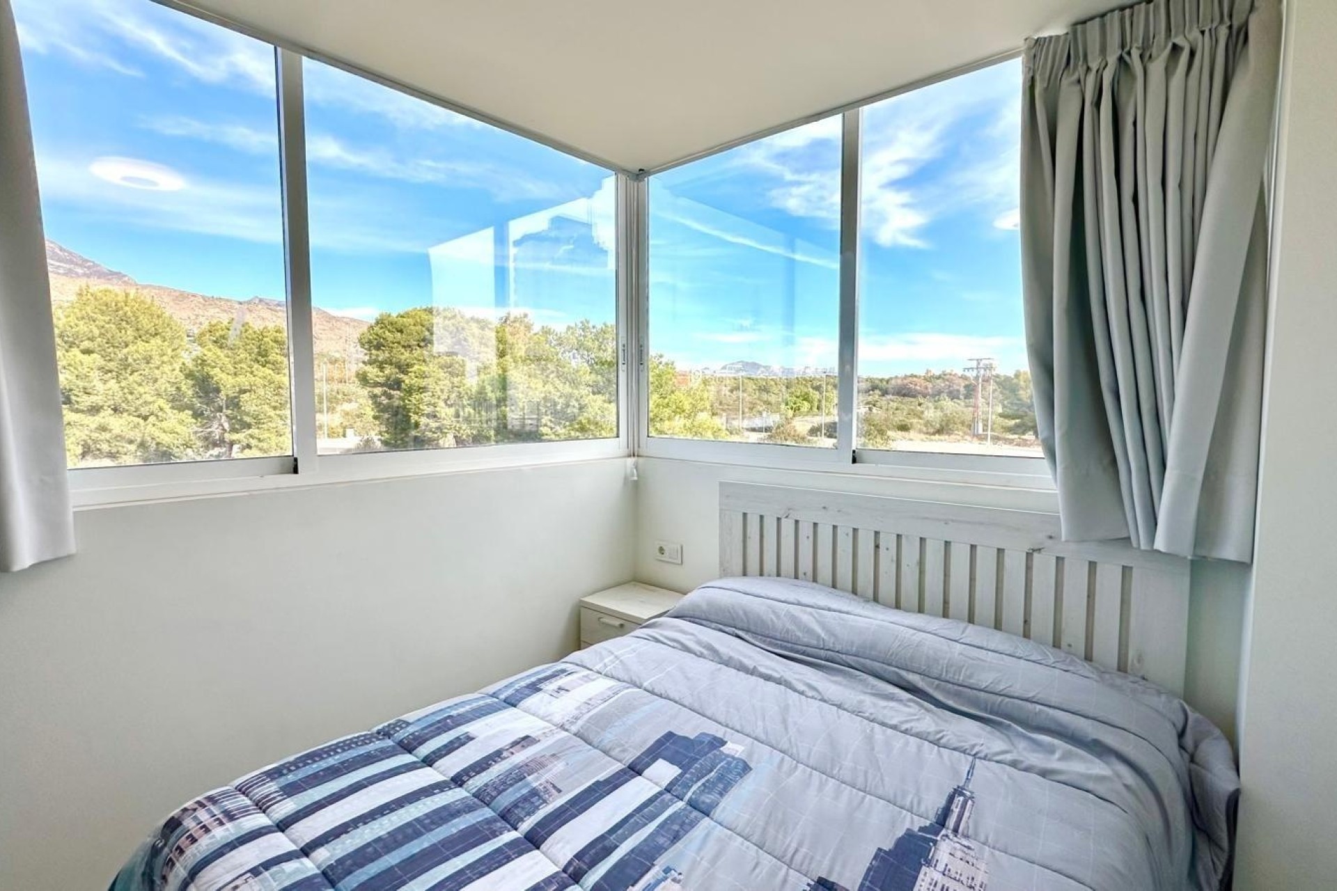 Venta - Apartamento / Piso -
Finestrat