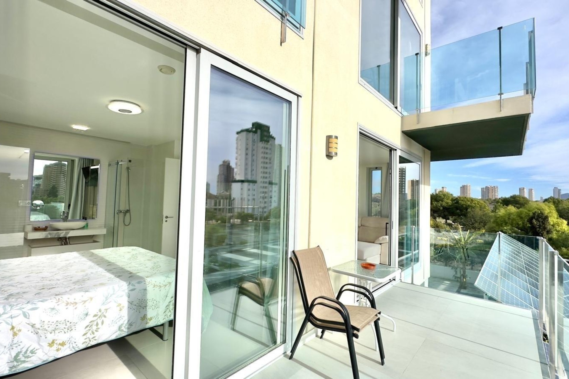 Venta - Apartamento / Piso -
Finestrat