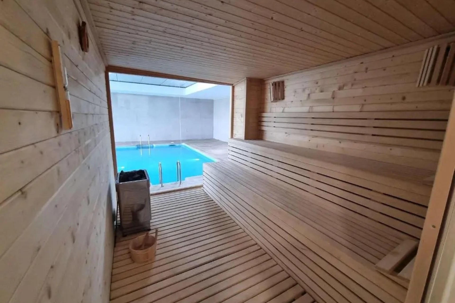 Venta - Apartamento / Piso -
Finestrat