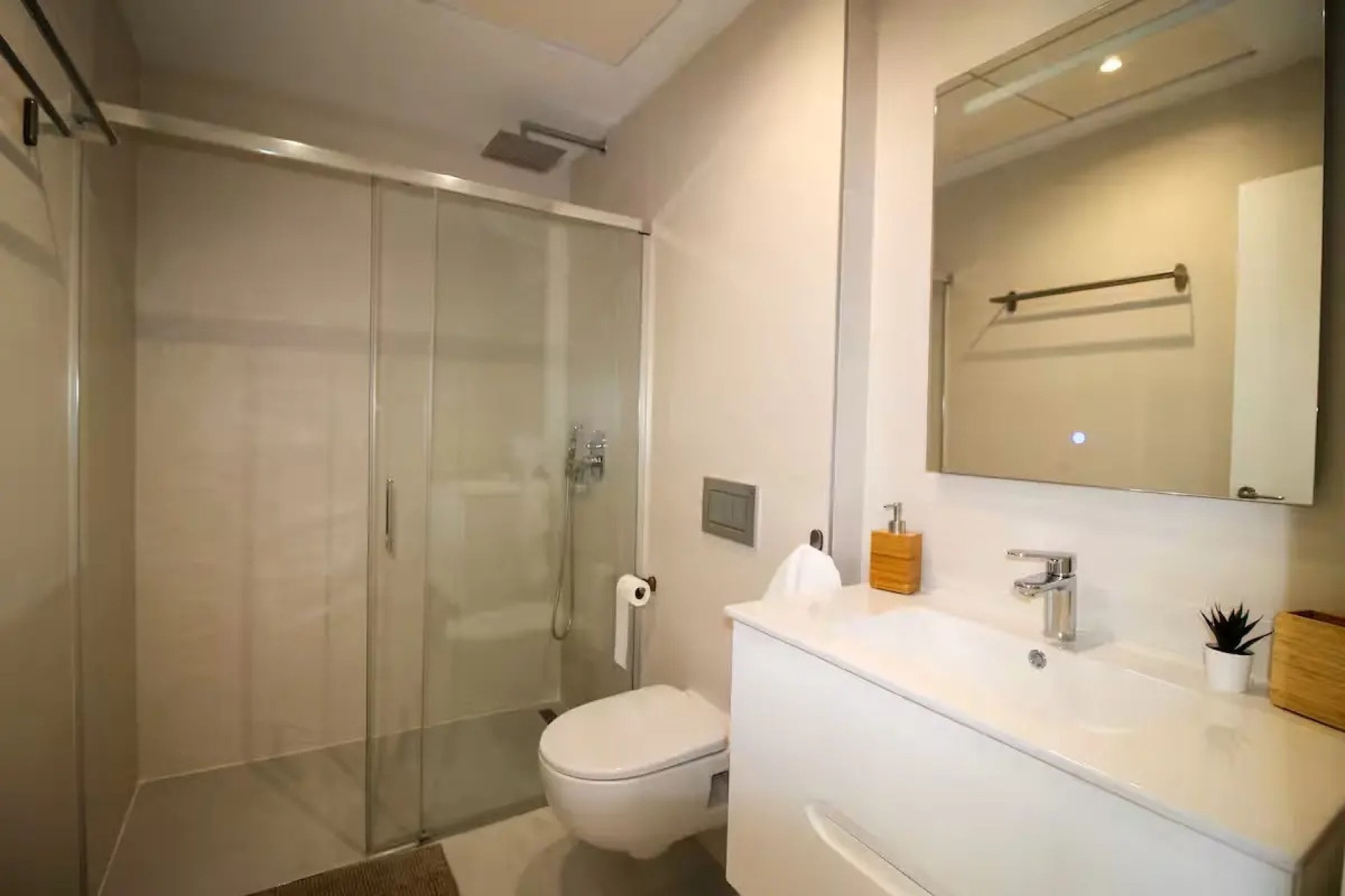 Venta - Apartamento / Piso -
Finestrat