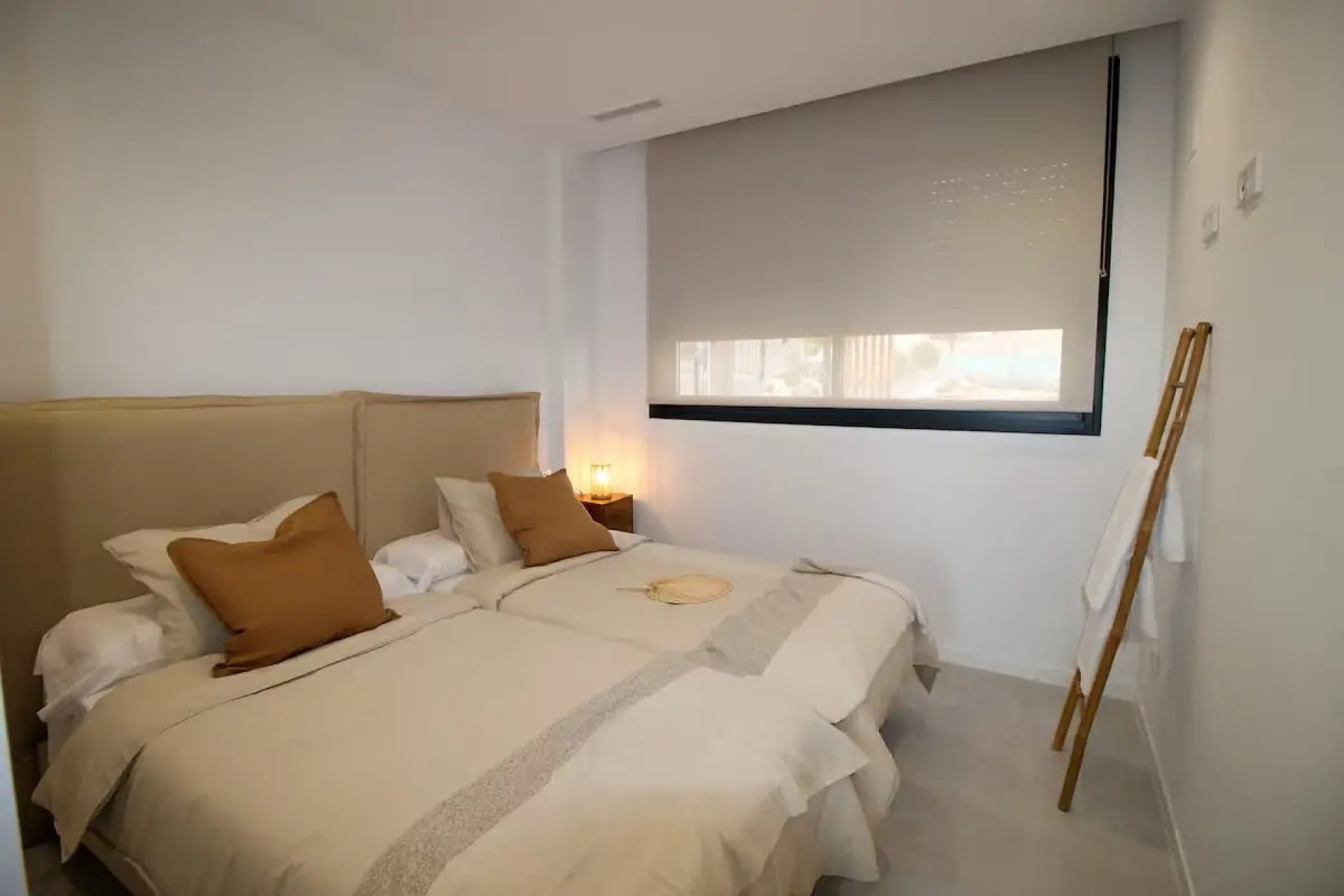 Venta - Apartamento / Piso -
Finestrat