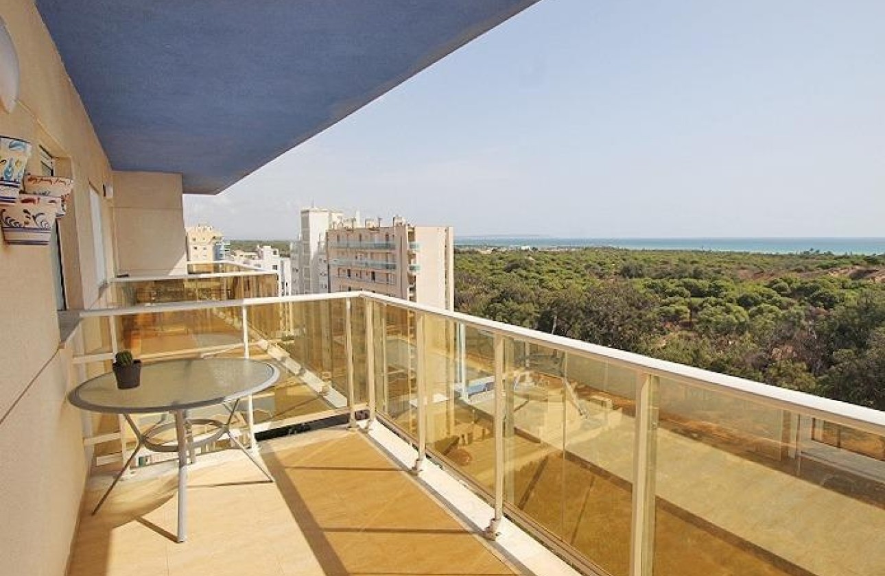 Venta - Apartamento / Piso -
Guardamar del Segura - Avenida del Puerto