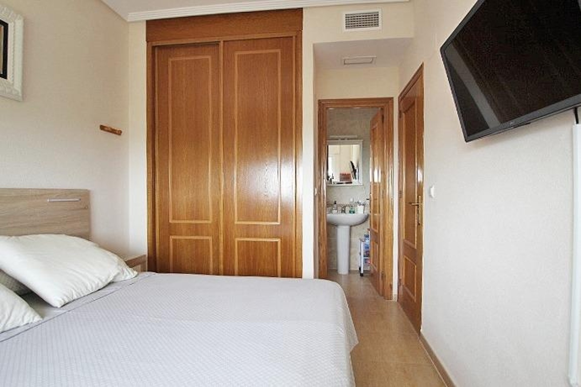Venta - Apartamento / Piso -
Guardamar del Segura - Avenida del Puerto