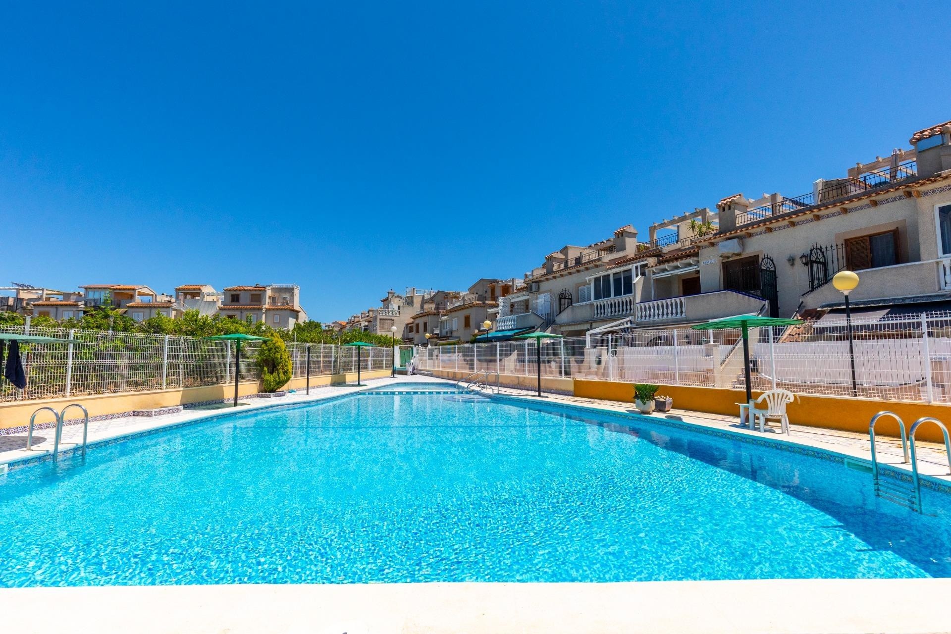 Venta - Apartamento / Piso -
Guardamar del Segura - El moncayo
