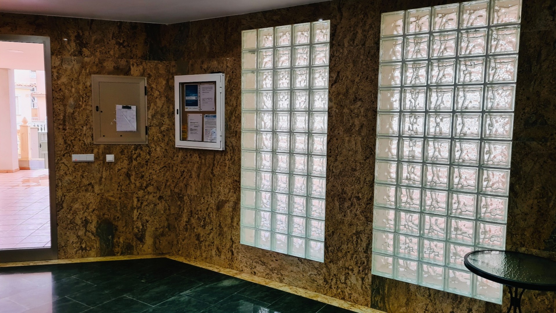 Venta - Apartamento piso -
Guardamar del Segura - El Moncayo