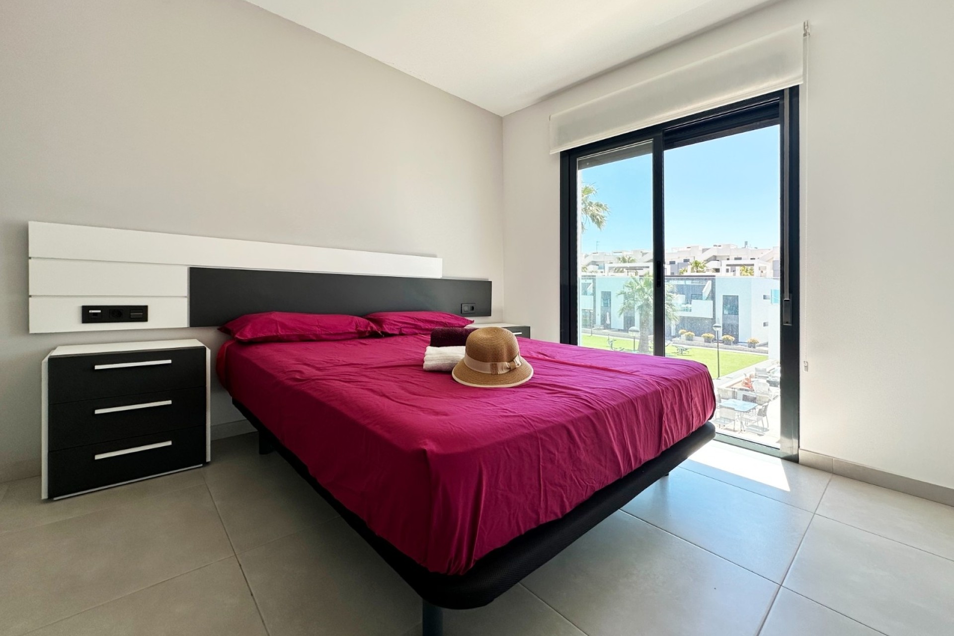 Venta - Apartamento / Piso -
Guardamar del Segura - El Raso