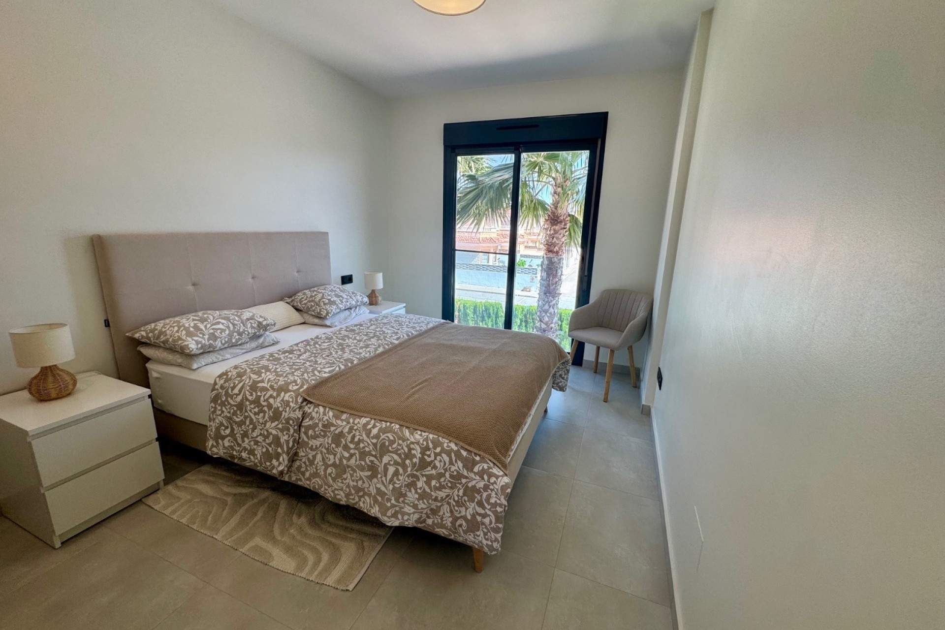 Venta - Apartamento / Piso -
Guardamar del Segura - El Raso