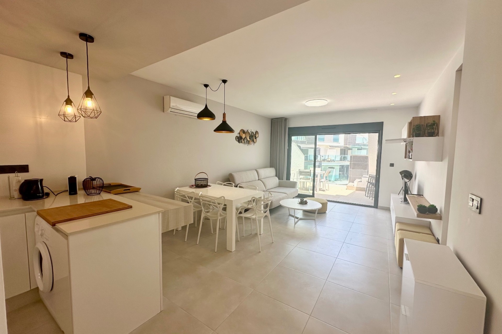 Venta - Apartamento / Piso -
Guardamar del Segura - El Raso