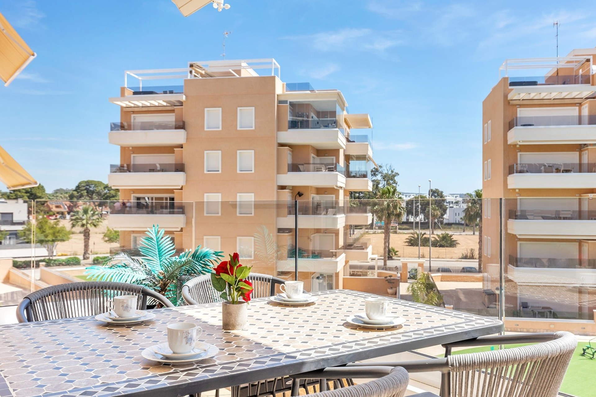 Venta - Apartamento / Piso -
Guardamar del Segura - El Raso