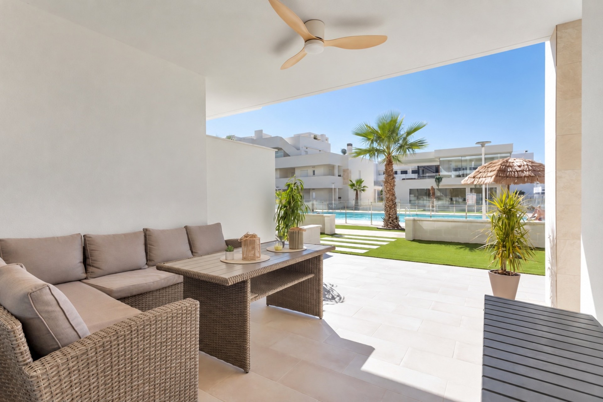 Venta - Apartamento / Piso -
Guardamar del Segura - El Raso