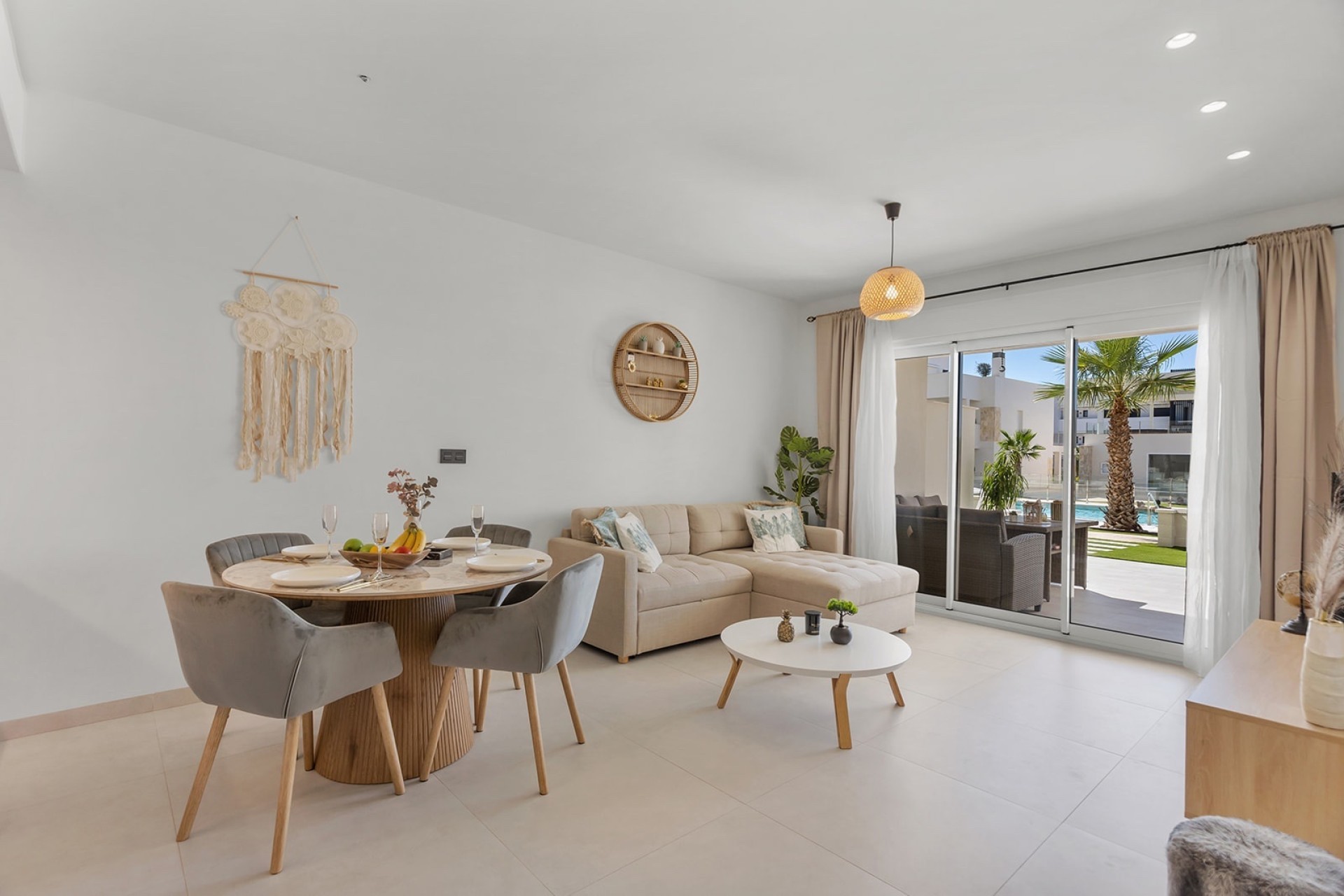 Venta - Apartamento / Piso -
Guardamar del Segura - El Raso