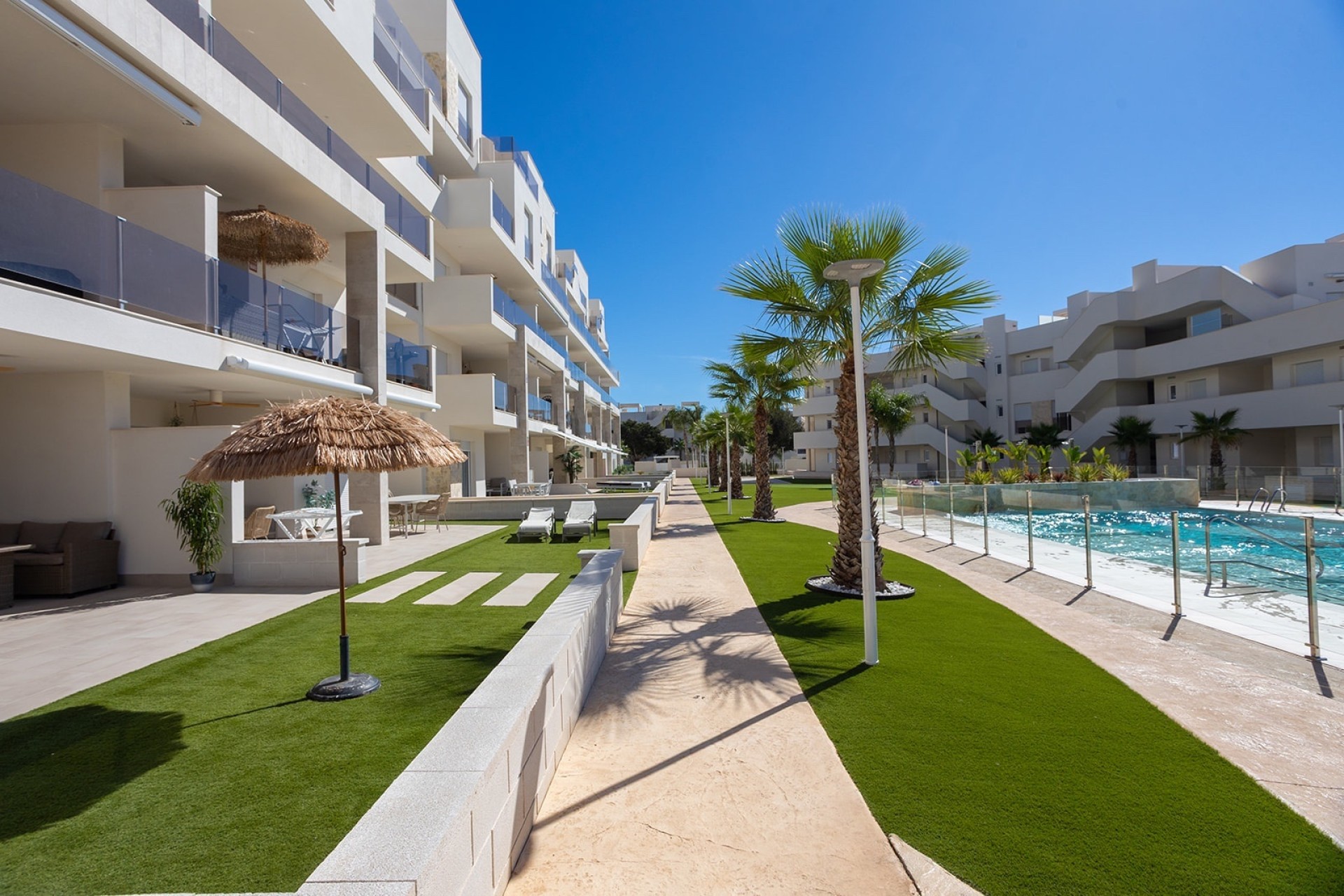 Venta - Apartamento / Piso -
Guardamar del Segura - El Raso