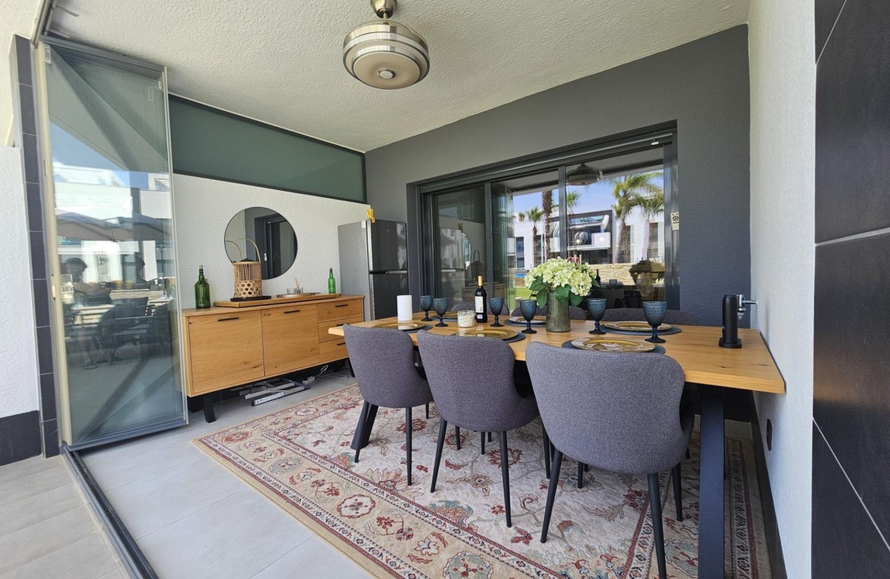 Venta - Apartamento / Piso -
Guardamar del Segura - El Raso