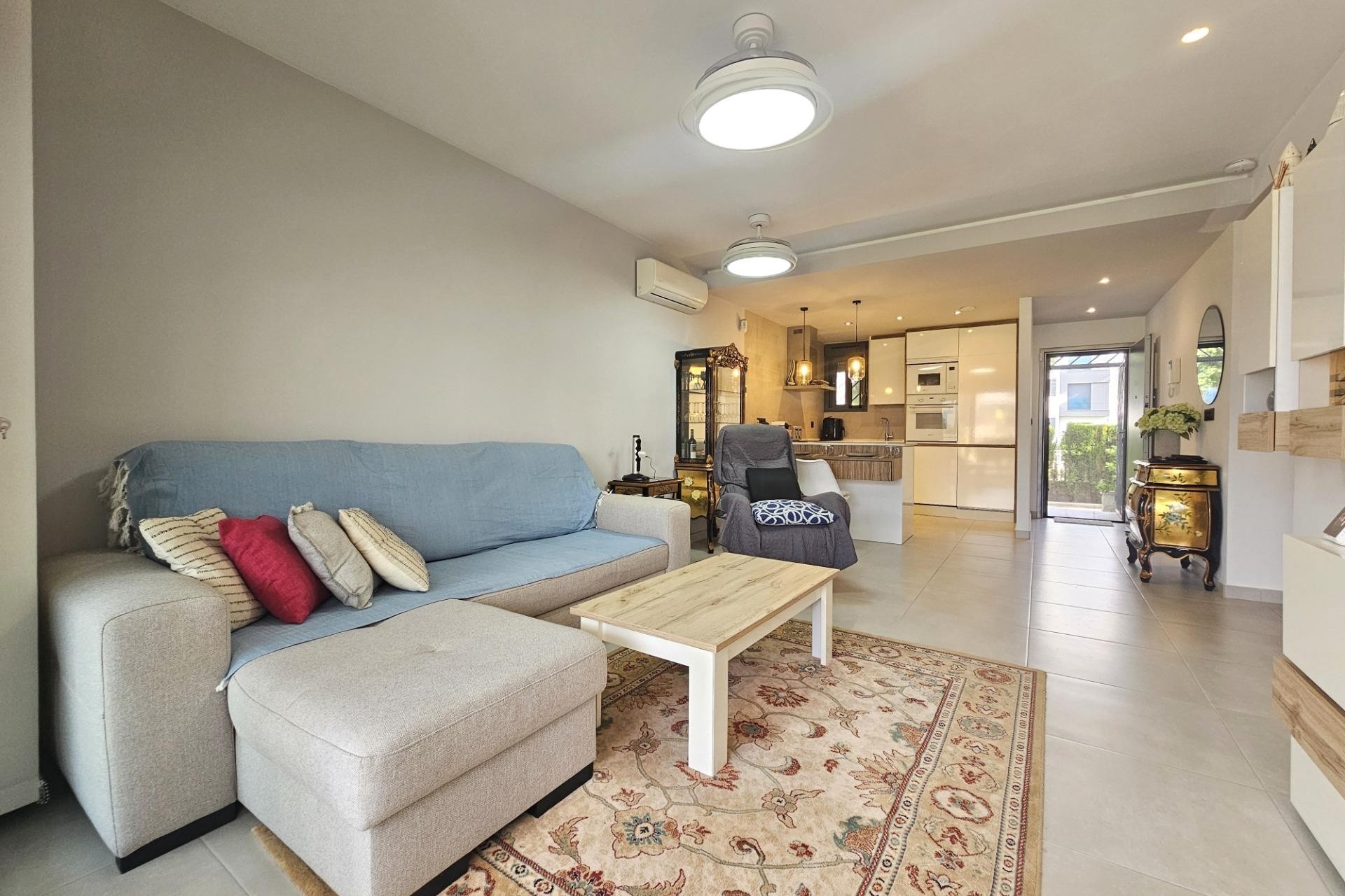 Venta - Apartamento / Piso -
Guardamar del Segura - El Raso