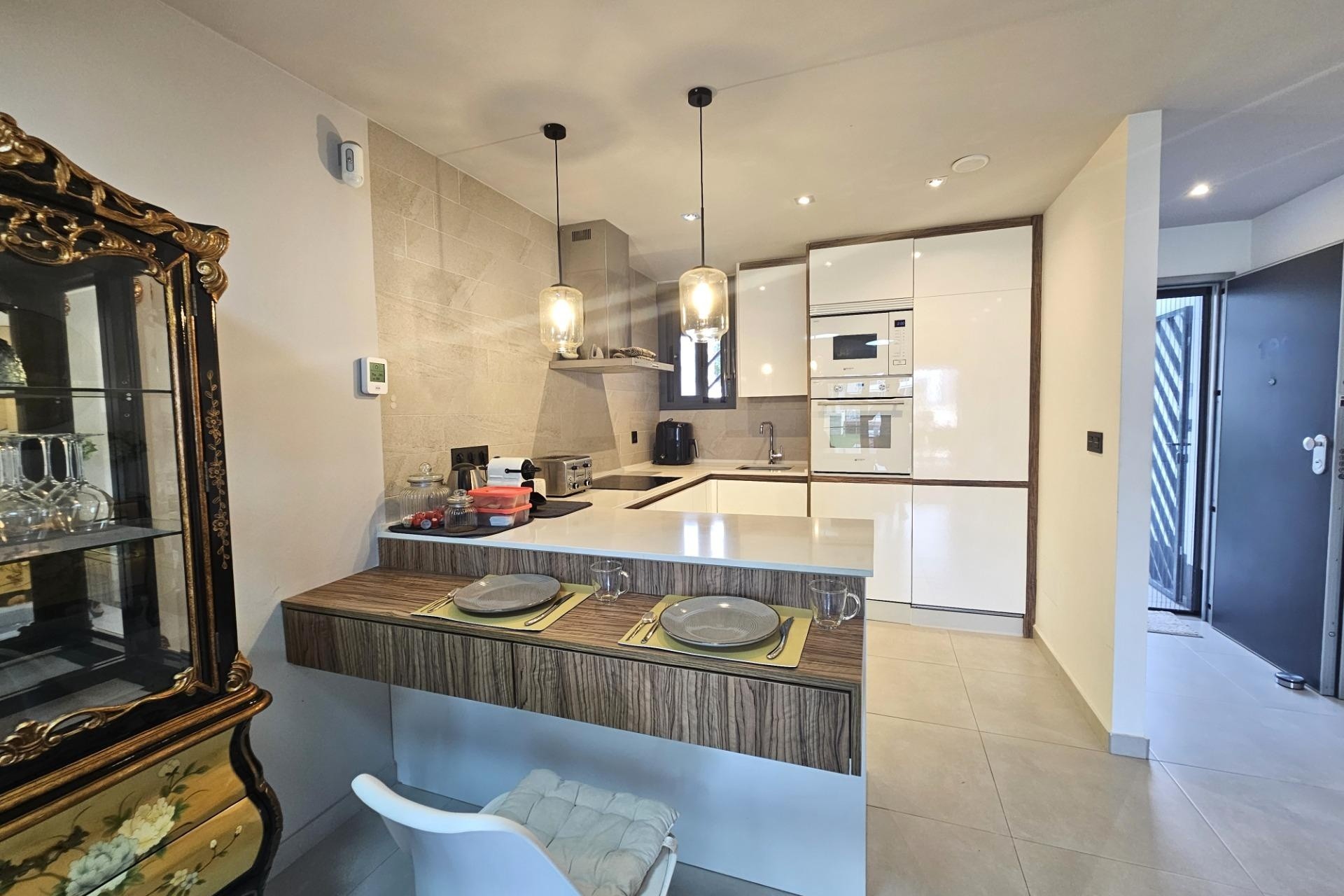 Venta - Apartamento / Piso -
Guardamar del Segura - El Raso