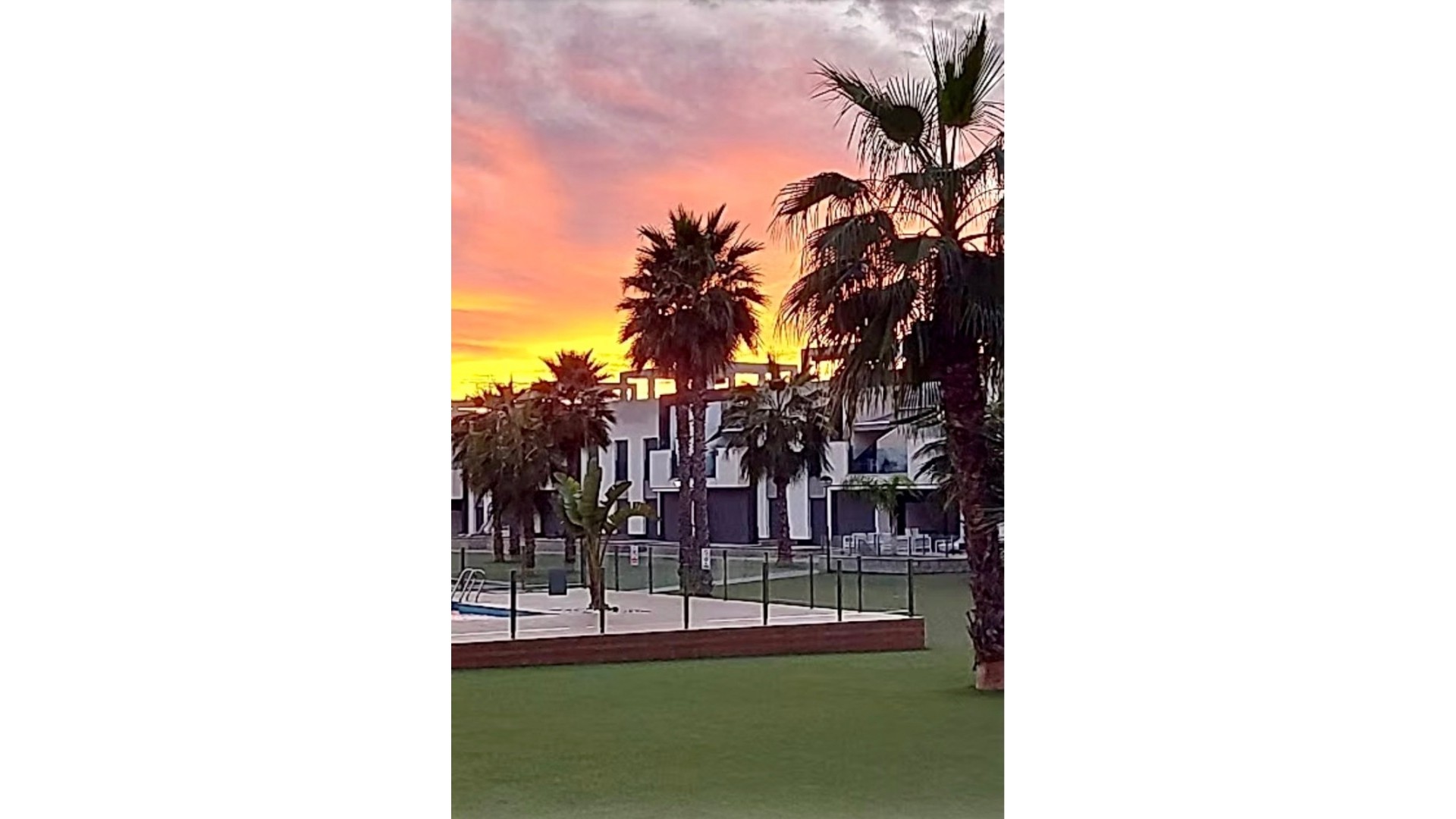 Venta - Apartamento piso -
Guardamar del Segura - Guardamar - El Raso