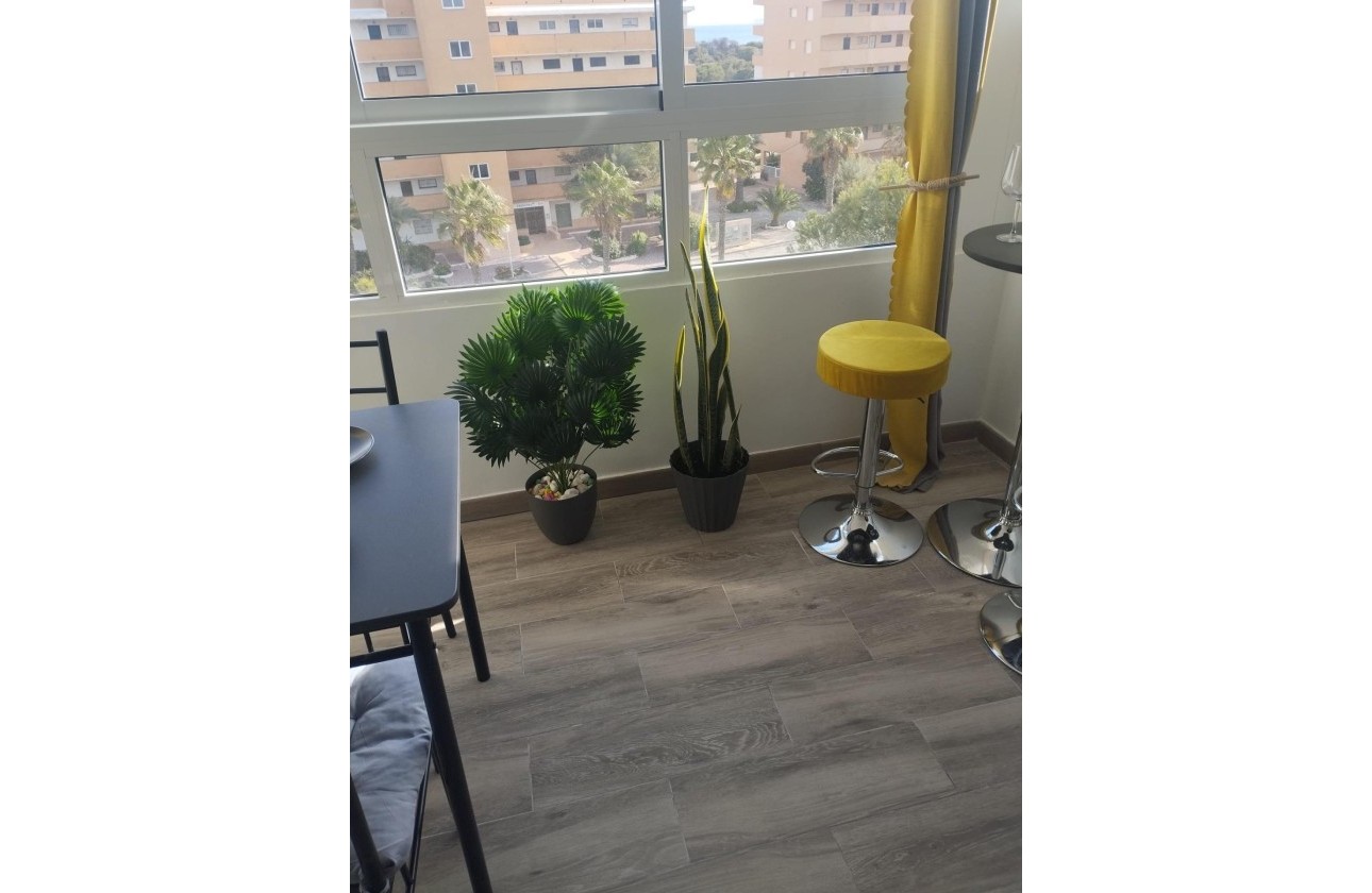 Venta - Apartamento / Piso -
Guardamar del Segura - Pinomar