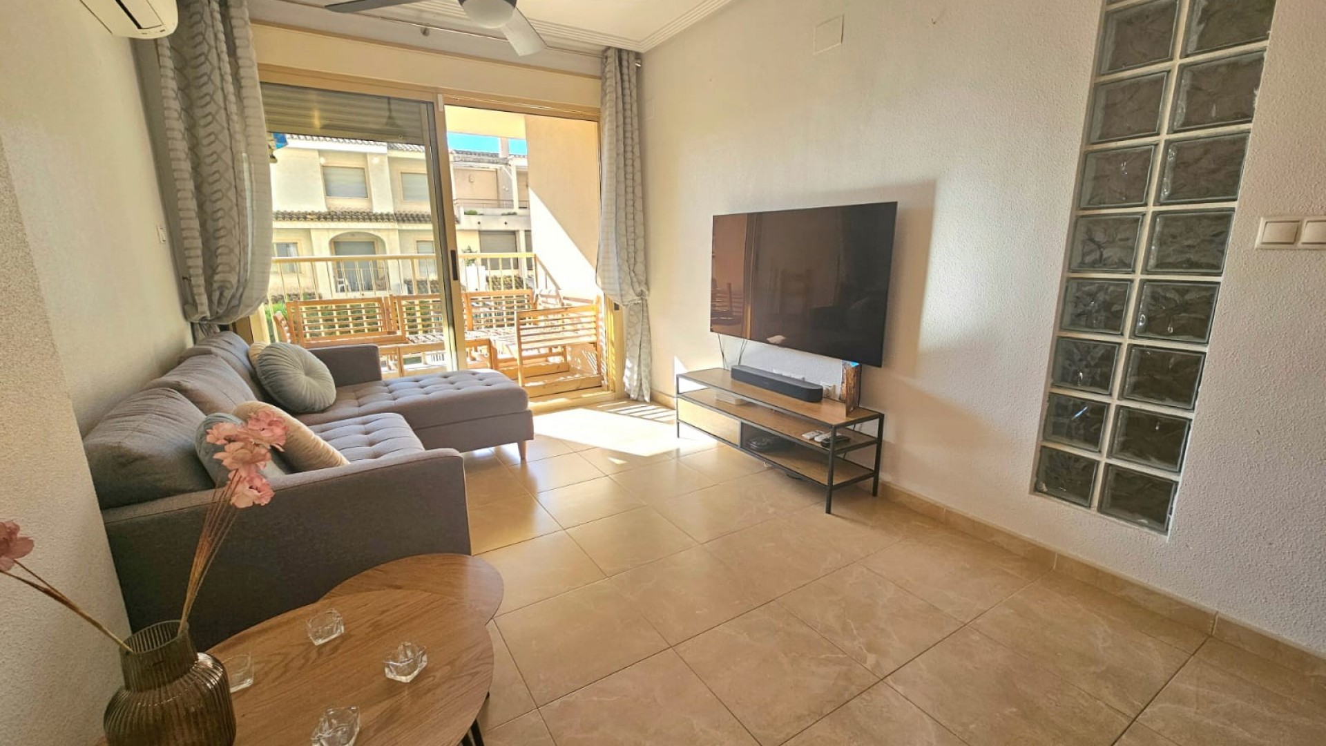 Venta - Apartamento piso -
Guardamar del Segura - Playa