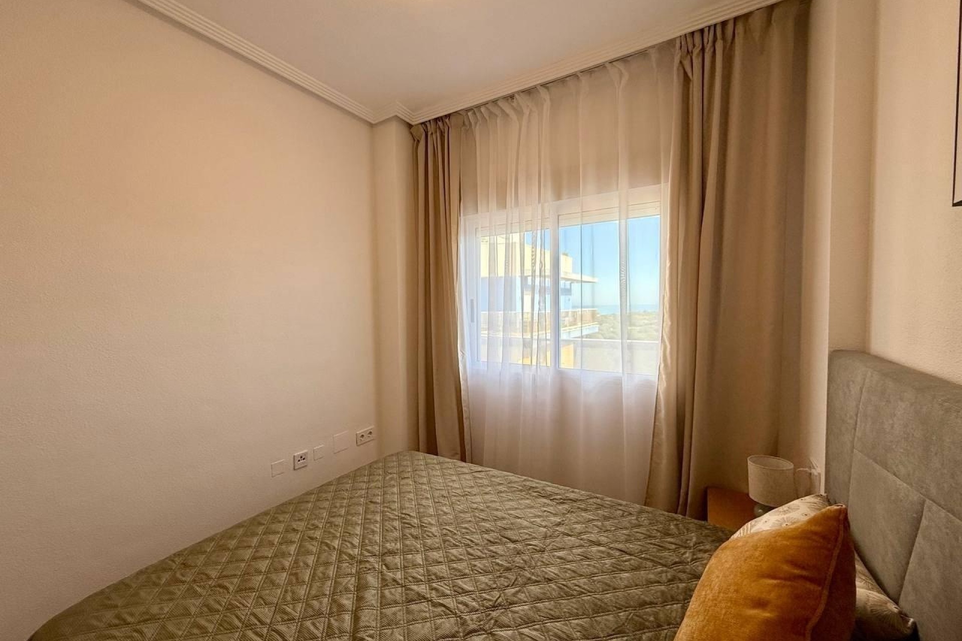 Venta - Apartamento / Piso -
Guardamar del Segura - PUERTO