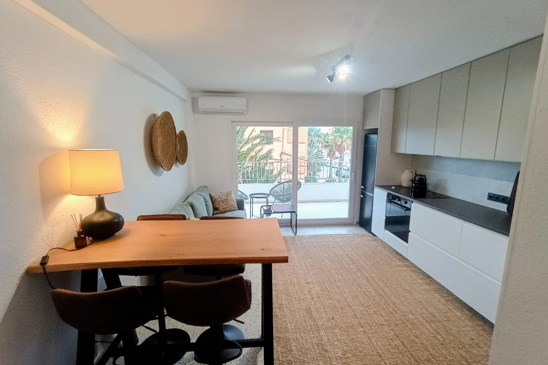 Venta - Apartamento piso -
Guardamar del Segura - Urbanizaciones