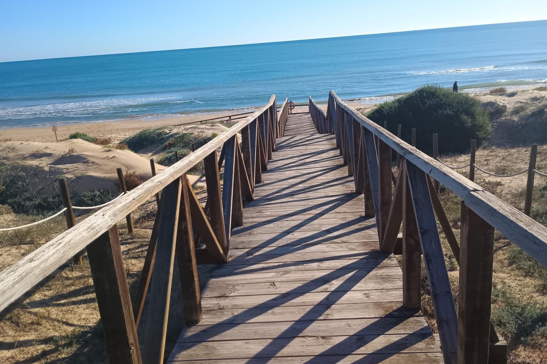 Venta - Apartamento piso -
Guardamar del Segura - Urbanizaciones