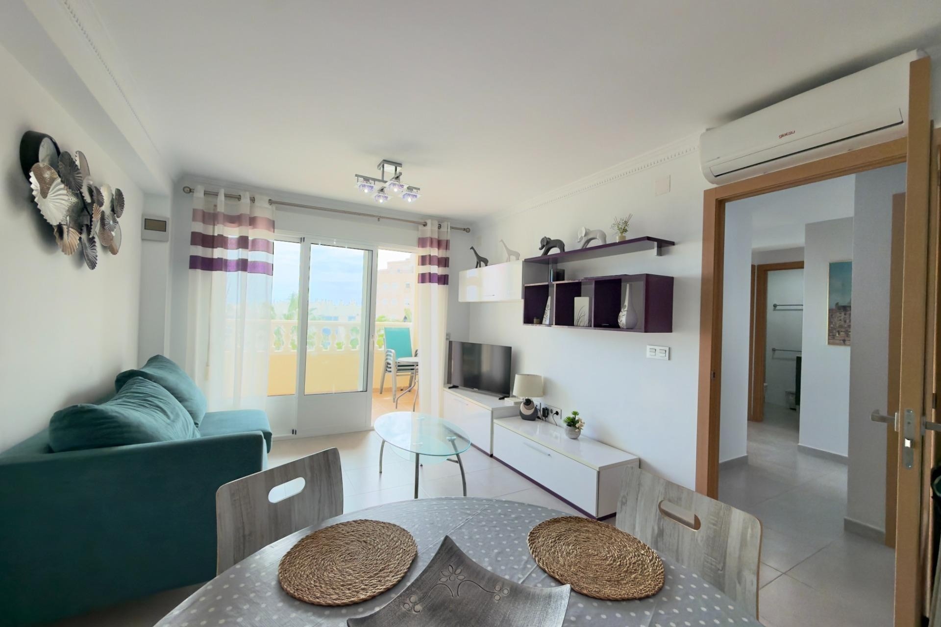 Venta - Apartamento / Piso -
Guardamar del Segura - Urbanizaciones