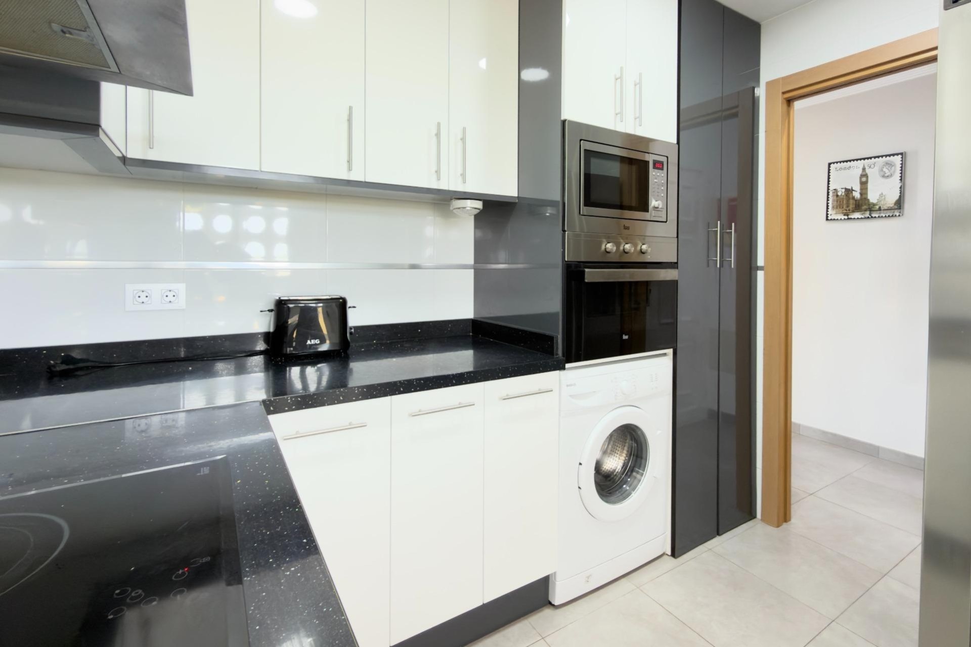 Venta - Apartamento / Piso -
Guardamar del Segura - Urbanizaciones