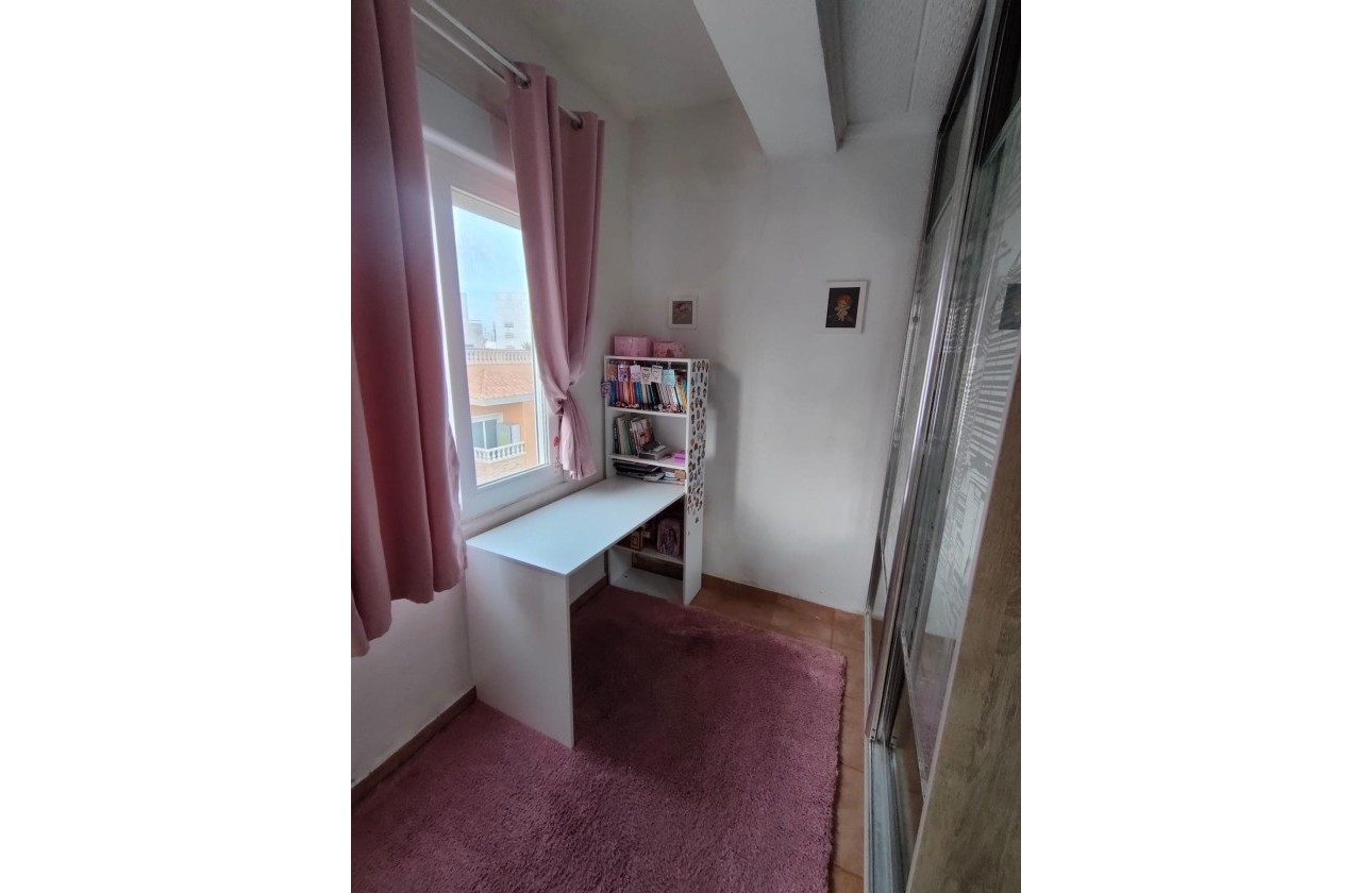 Venta - Apartamento / Piso -
Guardamar del Segura - Zona Pueblo