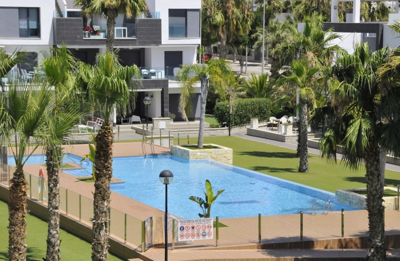 Venta - Apartamento / Piso -
Guardamar del Segura