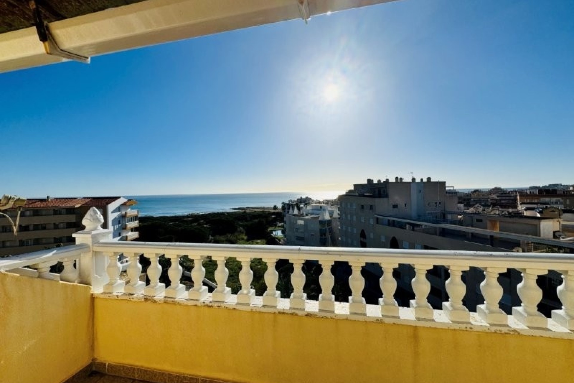 Venta - Apartamento / Piso -
La Mata - Costa Blanca