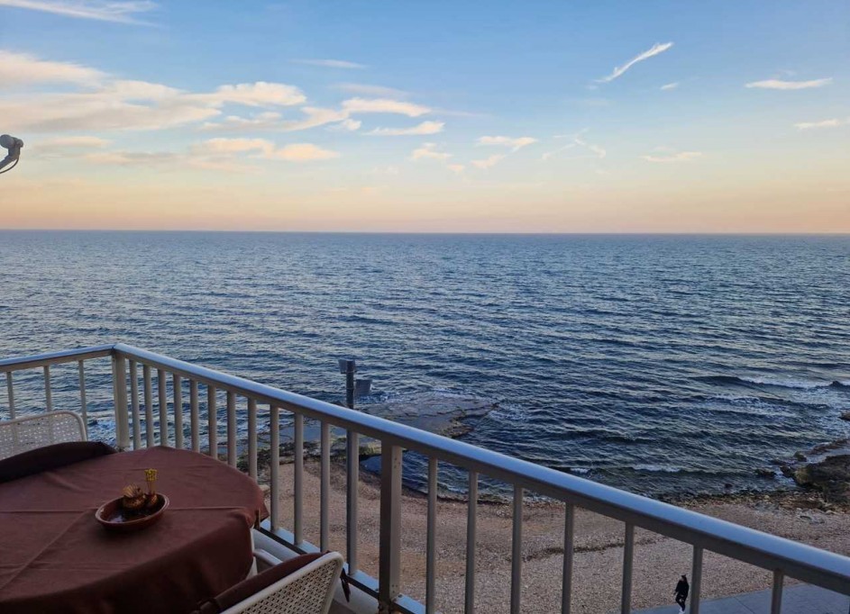 Venta - Apartamento piso -
La Mata