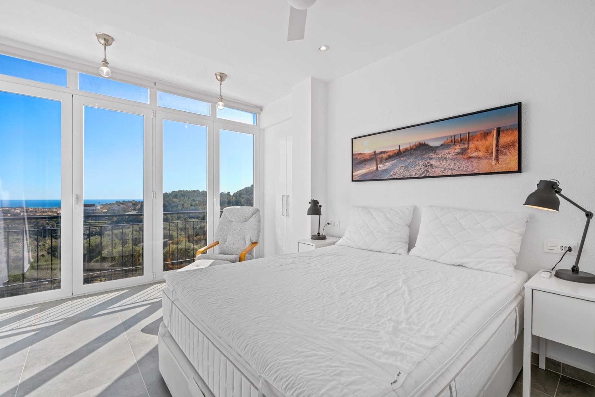 Venta - Apartamento / Piso -
La Nucía