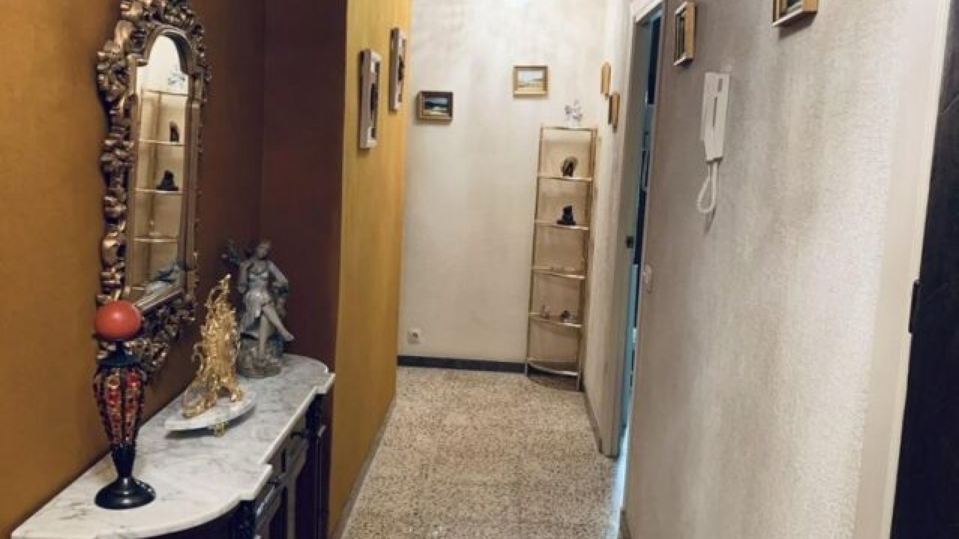 Venta - Apartamento piso -
La Romana