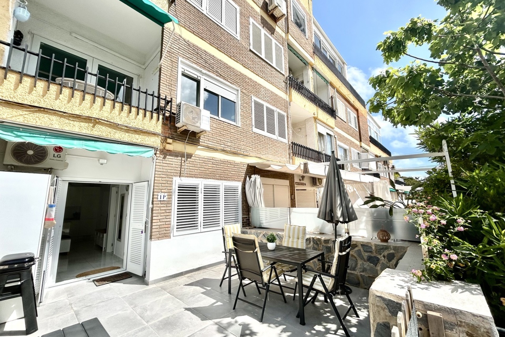 Venta - Apartamento / Piso -
La Zenia - Costa Blanca
